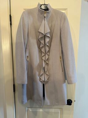 Women's Ruffle-Front Light Gray/Cream Coat
